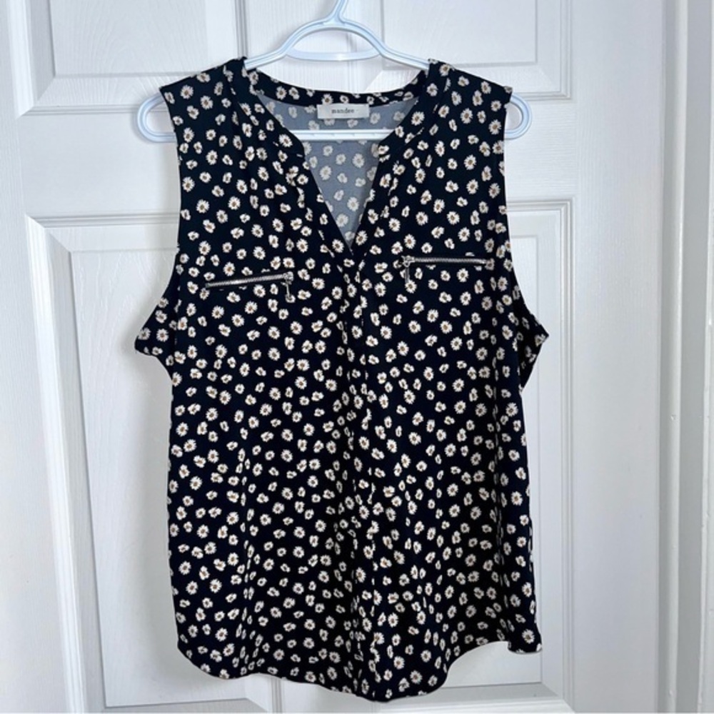 3/25$💥 Mandee top cami tank floral Women XLblack white summer daisy